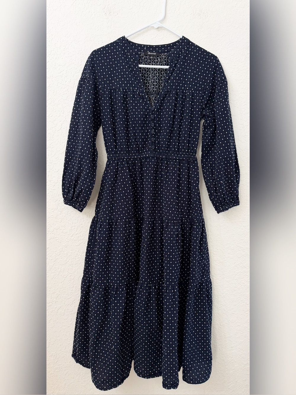 Madewell Dobby V-Neck Tiered Midi Dress Navy Size Small